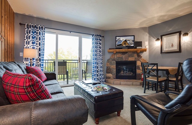SL205 | Valley Views | 100 Yds to Thunderhead Lift | Hot Tub | Winter Shuttle