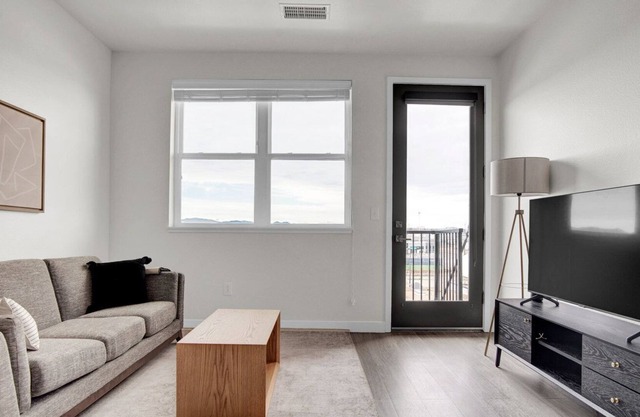 Sleek RiNo 2BR w/ Pool, W/D & Gym, 2 blocks to Coors Field, by Blueground