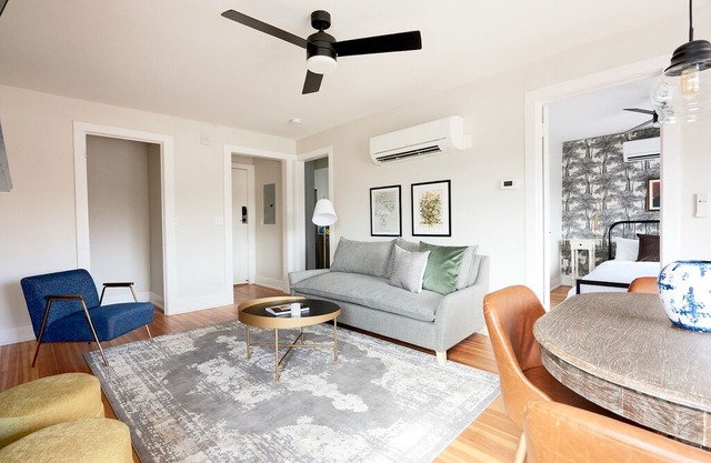 Sonder | The Essex | Modern 1BR + Sofa Bed