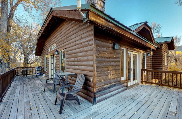 Spacious Guest House on the River w/Mountain Views, River Access, and Balcony
