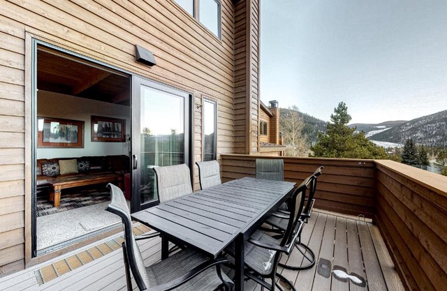 Tennis Townhome 1312