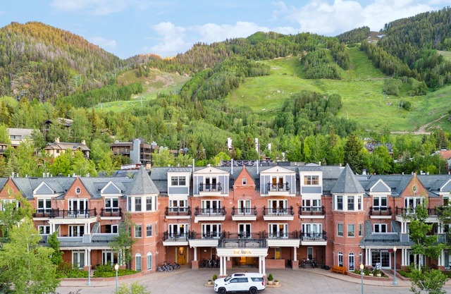 The Aspen Mountain Residences Luxury 2 Bedroom Mountainside