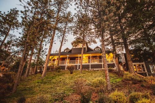 The Outlook Lodge 