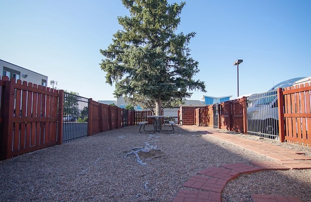Travelodge by Wyndham Colorado Springs Airport/Peterson AFB