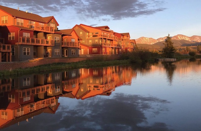 Waterfront Mountain Getaway near Winter Park: Awesome Views and Location: