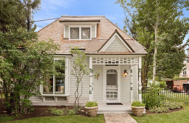 West Hopkins Victorian