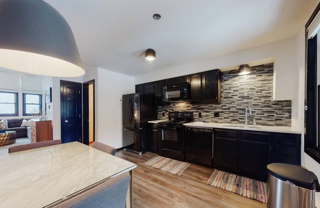Woodrun Place | P47