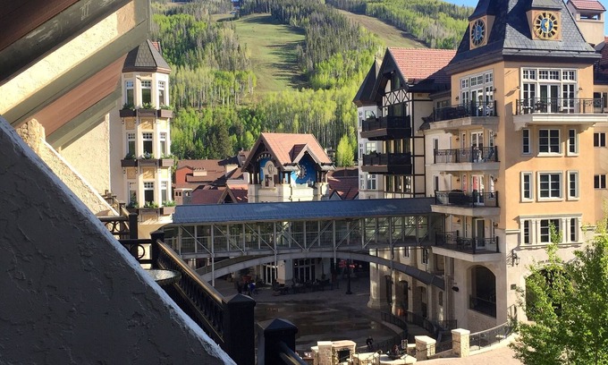 Vail Apartment | 1 min. to slopes!Wake up & Ski! Steps to ski lift/gondola, shops & dining!