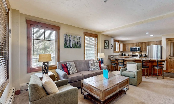 Breckenridge Condo | 102 m² Condo ∙ 2 bedrooms ∙ 6 guests