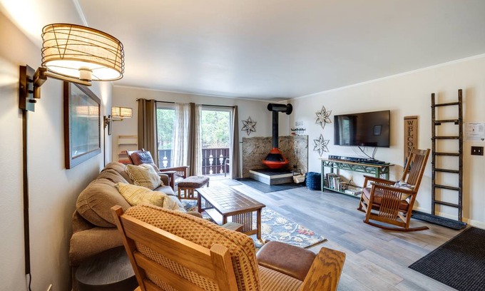 Estes Park Apartment | 107 m² Apartment ∙ 2 bedrooms ∙ 6 guests