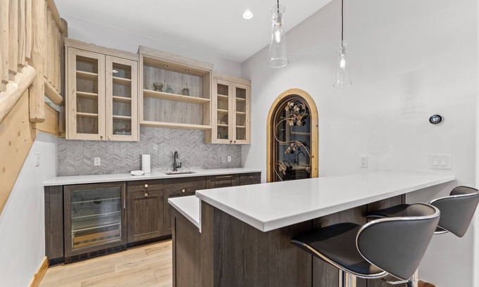 Warrior's Mark Cottage | 11 Riverwood Drive