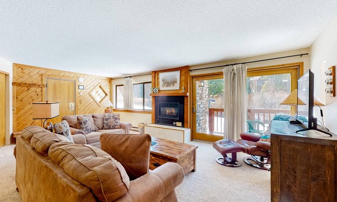 Four O'Clock Condo | 112 m² Condo ∙ 2 bedrooms ∙ 6 guests