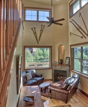 Vista Point House | 120 Rachel Lane