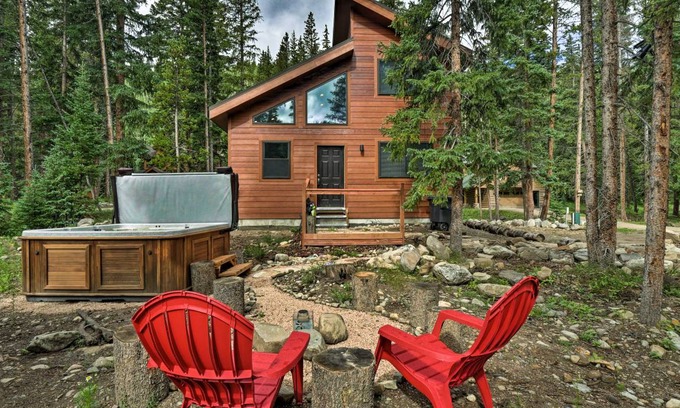 Sunny Slope House | 123 m² House ∙ 3 bedrooms ∙ 8 guests
