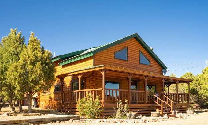 Alpine Village House | 143 m² House ∙ 3 bedrooms ∙ 8 guests