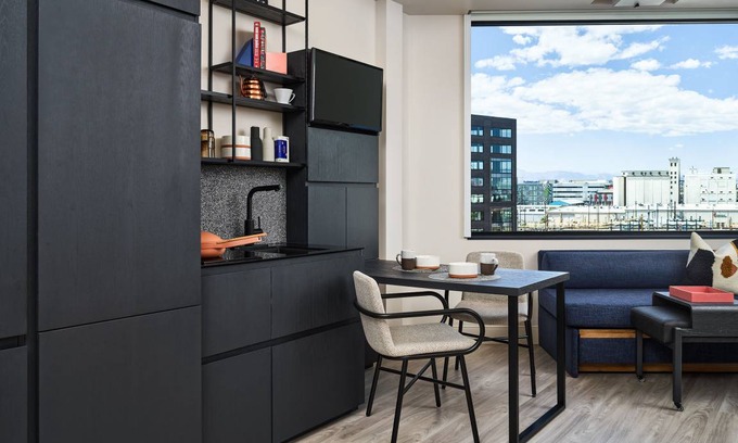 Cole Hotel | 152 m² Hotel ∙ 1 bedroom ∙ 2 guests
