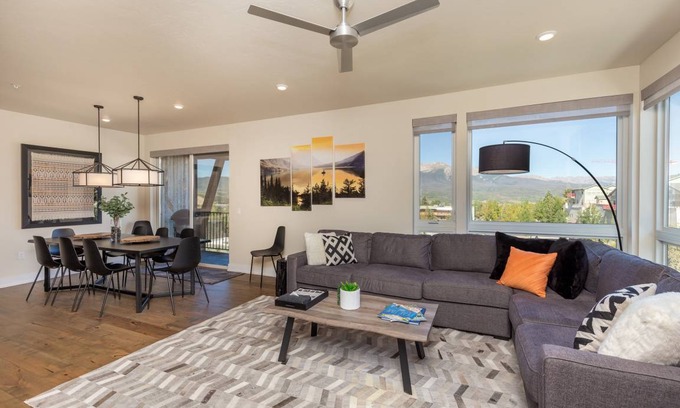 Dillon Apartment | 155 m² Apartment ∙ 3 bedrooms ∙ 8 guests