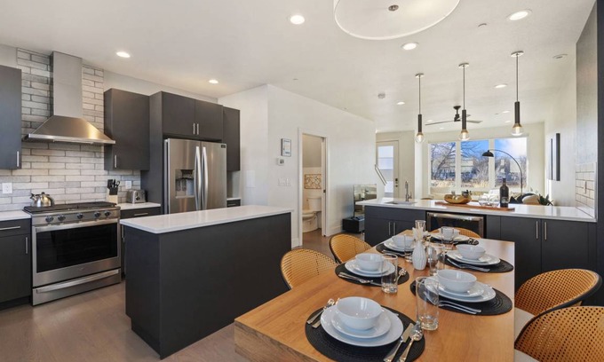 Old Town North House | 157 m² House ∙ 3 bedrooms ∙ 6 guests