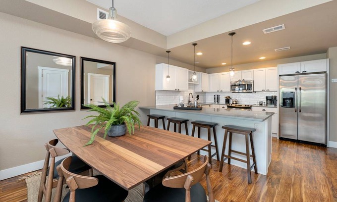 Old Town North House | 161 m² House ∙ 2 bedrooms ∙ 8 guests