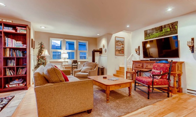Historic District House | 162 m² House ∙ 3 bedrooms ∙ 10 guests