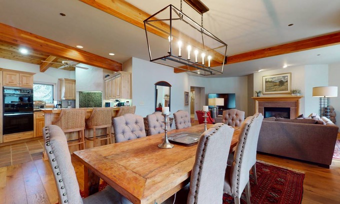 Edwards Condo | 172 m² Condo ∙ 3 bedrooms ∙ 9 guests