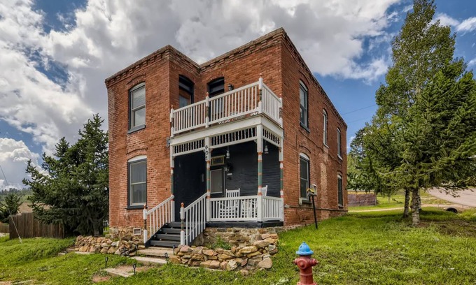 Cripple Creek House | 179 m² House ∙ 4 bedrooms ∙ 8 guests