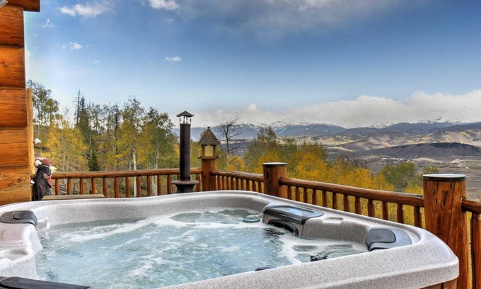 Granby House | 185 m² House ∙ 2 bedrooms ∙ 6 guests
