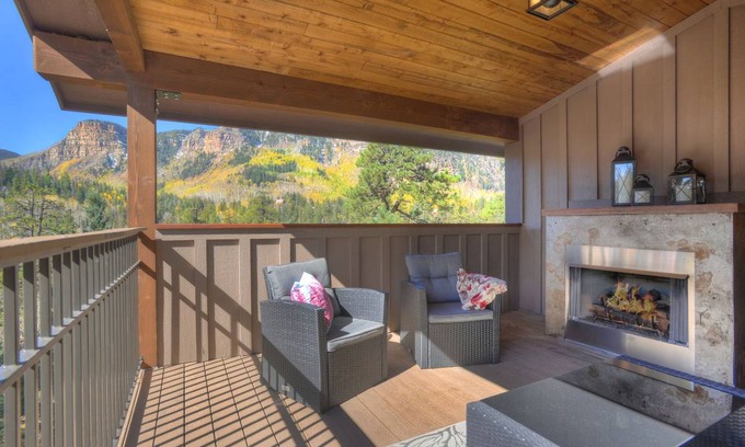 Columbine Lake House | 195 m² House ∙ 3 bedrooms ∙ 8 guests