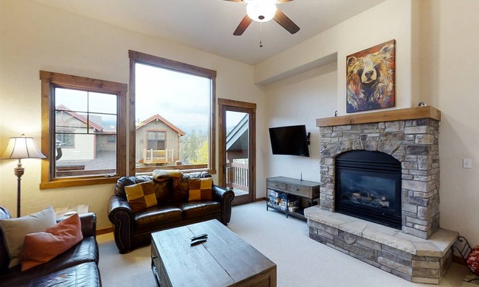 Bear Crossing House | 195 m² House ∙ 3 bedrooms ∙ 8 guests