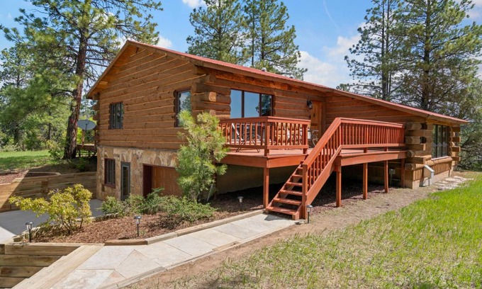 Durango Cabin | 196 m² Cabin ∙ 3 bedrooms ∙ 6 guests