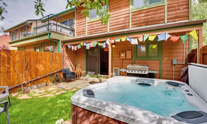 Frisco House | 2 Mi to Ski Resort: Mountain Home w/Hot Tub!