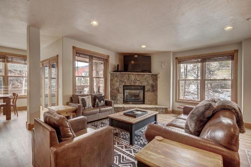 River Run Apartment | 201 Mill Creek Condo