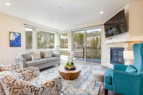 Lakeside Village Apartment | 204 Clearwater Lofts condo