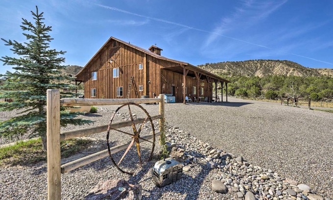 Montrose House | 204 m² House ∙ 2 bedrooms ∙ 9 guests