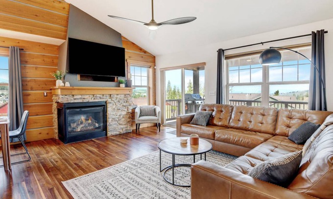 Rendezvous House | 204 m² House ∙ 3 bedrooms ∙ 10 guests