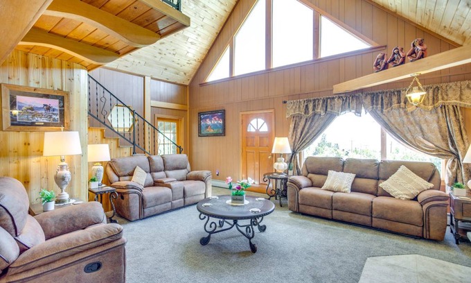 Cedaredge House | 204 m² House ∙ 4 bedrooms ∙ 8 guests