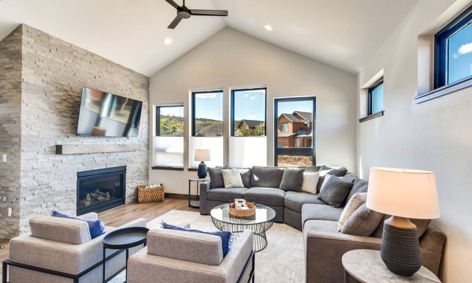 Silvercreek House | 228 m² House ∙ 4 bedrooms ∙ 14 guests