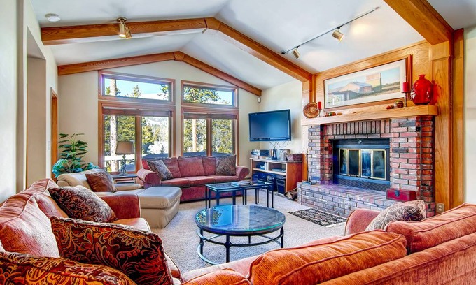 Warrior's Mark West House | 232 m² House ∙ 4 bedrooms ∙ 12 guests