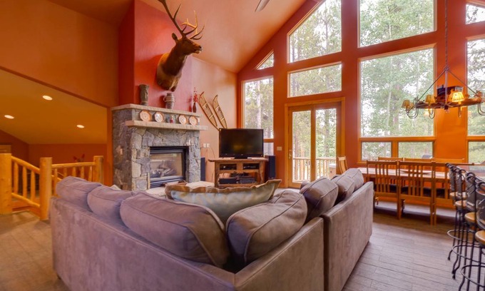 Warrior's Mark West House | 235 m² House ∙ 4 bedrooms ∙ 10 guests