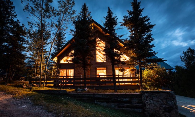 Columbine Lake House | 237 m² House ∙ 3 bedrooms ∙ 8 guests