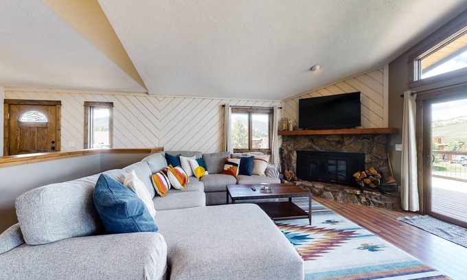 Summit Cove House | 239 m² House ∙ 3 bedrooms ∙ 6 guests