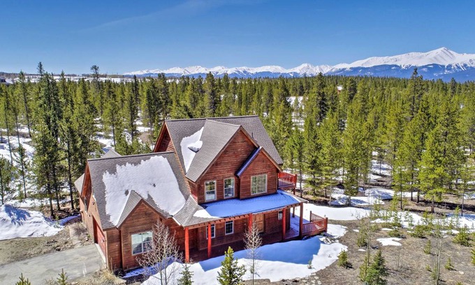 Leadville House | 241 m² House ∙ 4 bedrooms ∙ 10 guests