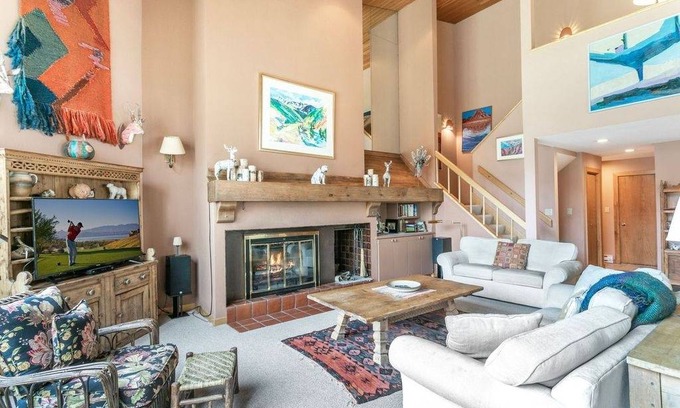 Vail House | 242 m² House ∙ 3 bedrooms ∙ 6 guests