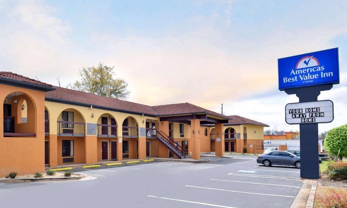 Dupont Hotel | 25 m² Hotel ∙ 127 guests