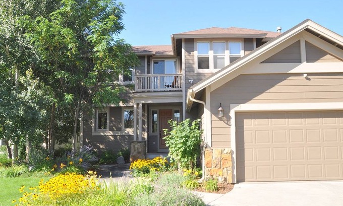 Dalton Ranch House | 257 m² House ∙ 4 bedrooms ∙ 8 guests