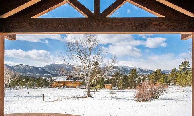 Estes Park House | 272 m² House ∙ 3 bedrooms ∙ 8 guests