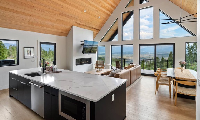 Winter Park Highlands Ski Chalet | 279 m² Chalet ∙ 3 bedrooms ∙ 10 guests