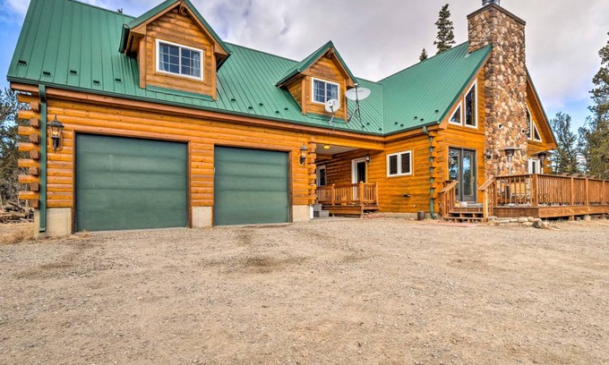 Warm Springs House | 297 m² House ∙ 5 bedrooms ∙ 12 guests