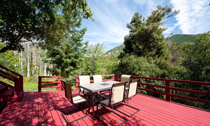 Durango House | 297 m² House ∙ 5 bedrooms ∙ 13 guests