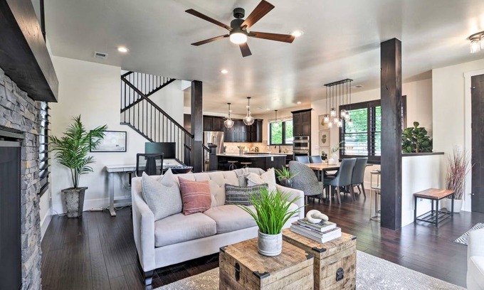 Martinez Park House | 307 m² House ∙ 4 bedrooms ∙ 10 guests